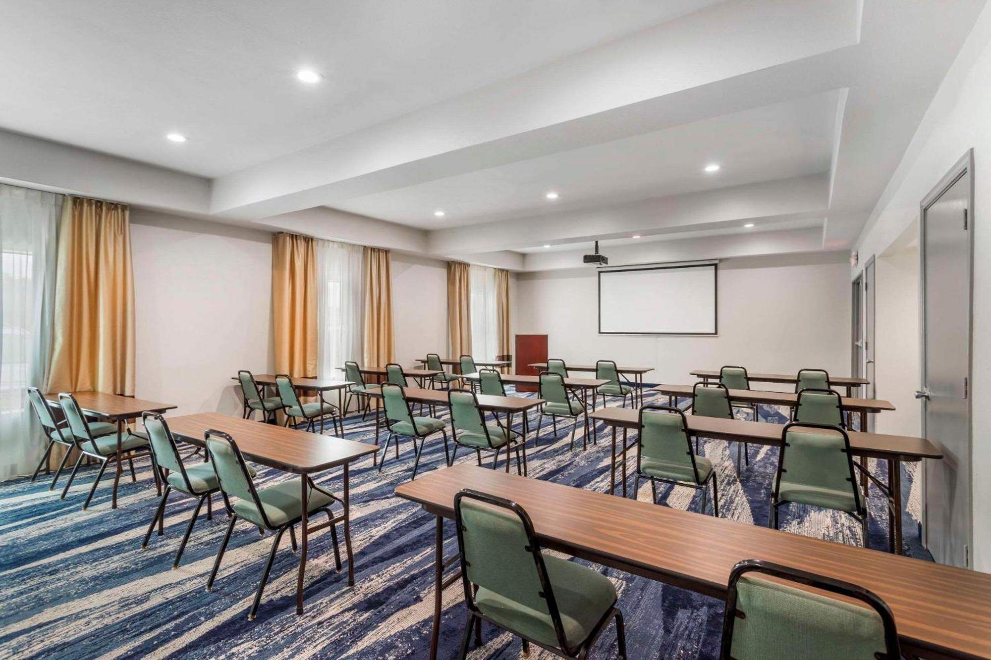 Comfort Inn & Suites Fm1960-Champions Houston Luaran gambar